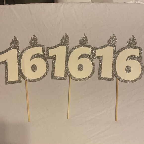 Perfect Occasions Sweet 16 Themed Photo Booth Decor Props Set of 46 Props EUC - Picture 11 of 14